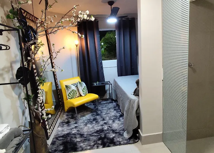 Casa Colonial Com Suites E Quartos Privativos - Hospedagem Residencial