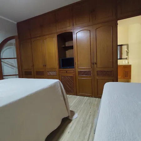 Casa Colonial Com Suites E Quartos Privativos - Hospedagem Residencial Rio Claro  Exterior photo