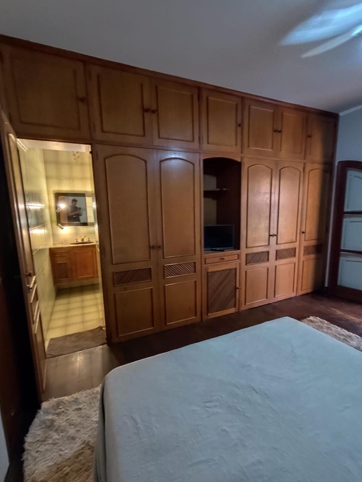Casa Colonial Com E Quartos Privativos - Residencial Homestay *