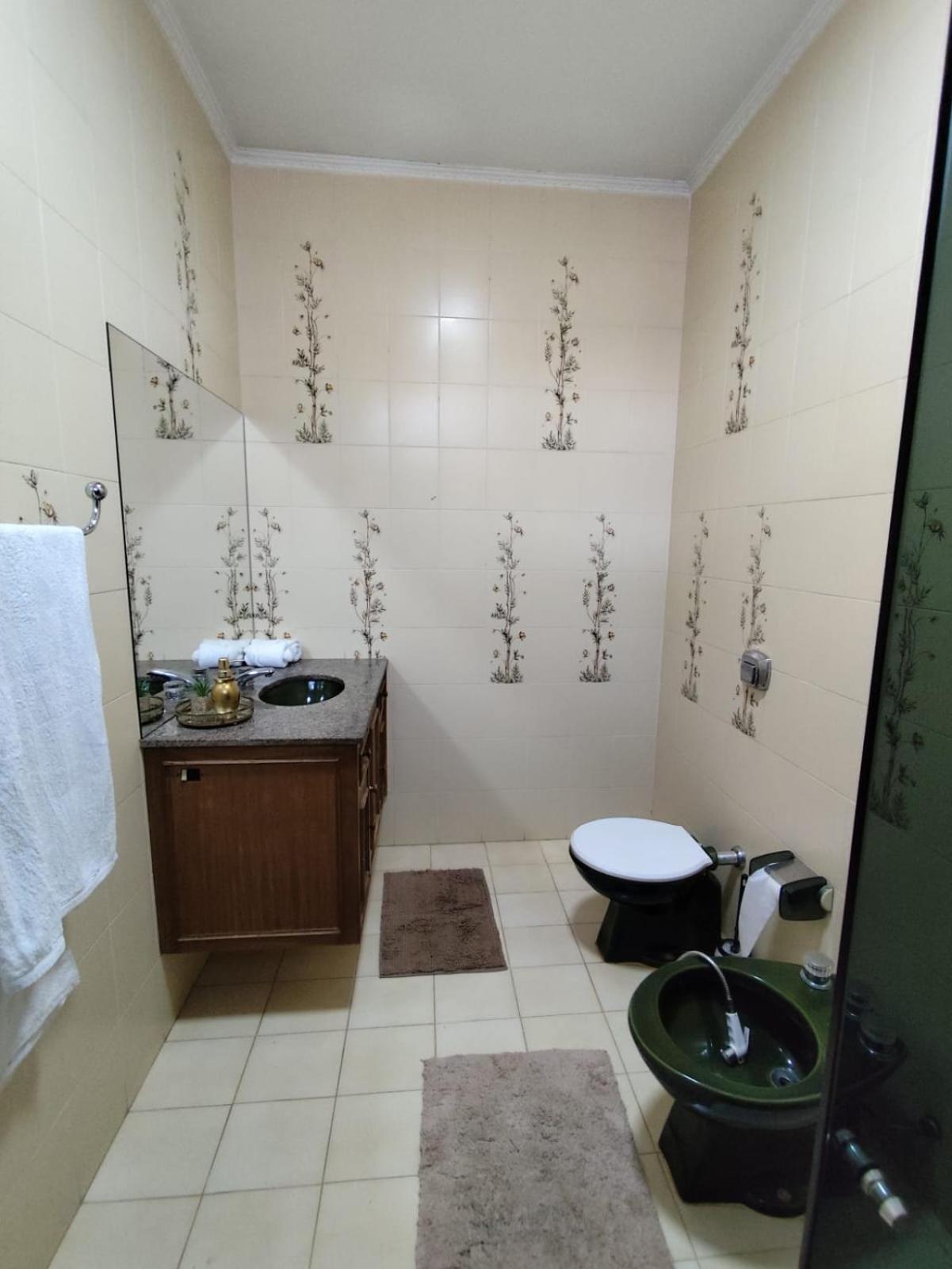 Casa Colonial Com E Quartos Privativos - Residencial Rio Claro (Sao Paulo)