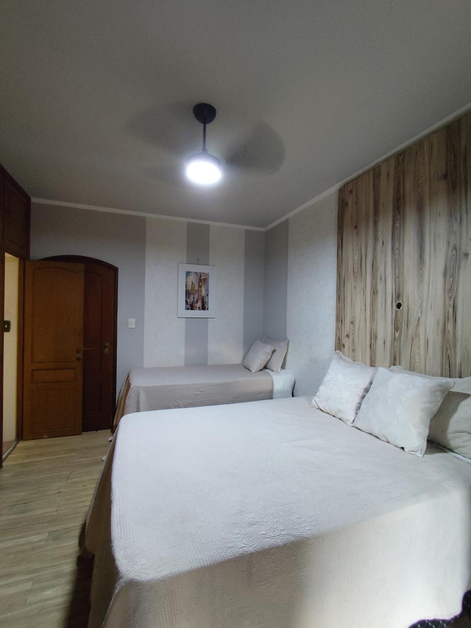 Homestay Casa Colonial Com E Quartos Privativos - Residencial Rio Claro (Sao Paulo)